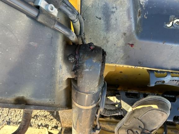 Image of John Deere 333G equipment image 4