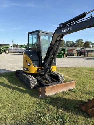 2022 John Deere 35G Equipment Image0