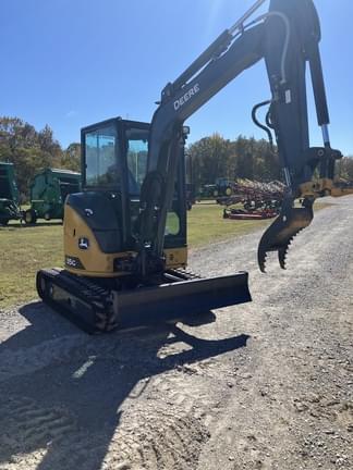Image of John Deere 35G equipment image 4