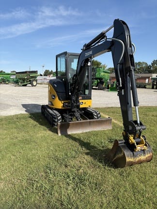 2022 John Deere 35G Equipment Image0