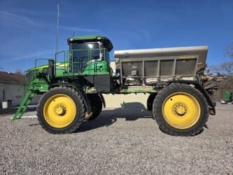 Image of John Deere 400R equipment image 1