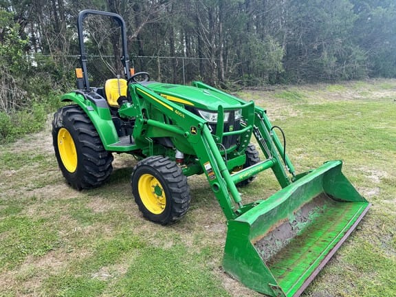 2022 John Deere 4044M Equipment Image0