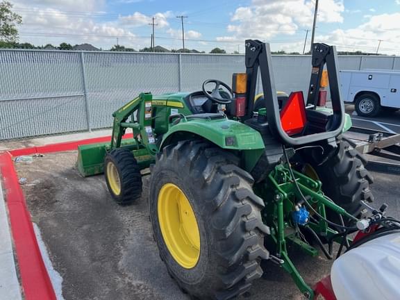 Image of John Deere 4044M equipment image 3