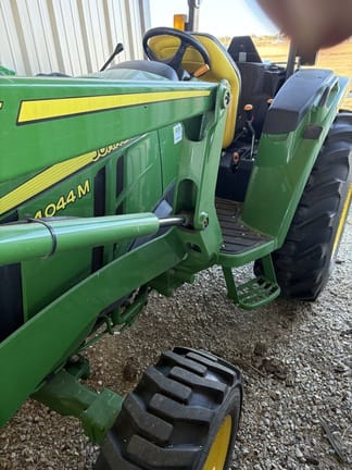 2022 John Deere 4044M Equipment Image0