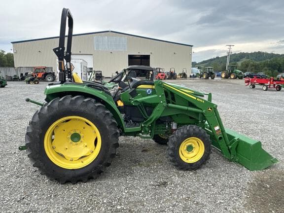 Image of John Deere 4044M equipment image 3