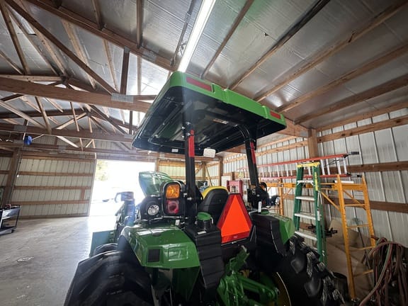 2022 John Deere 4052M Equipment Image0