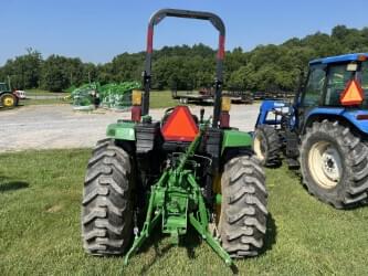 Image of John Deere 4052M equipment image 2