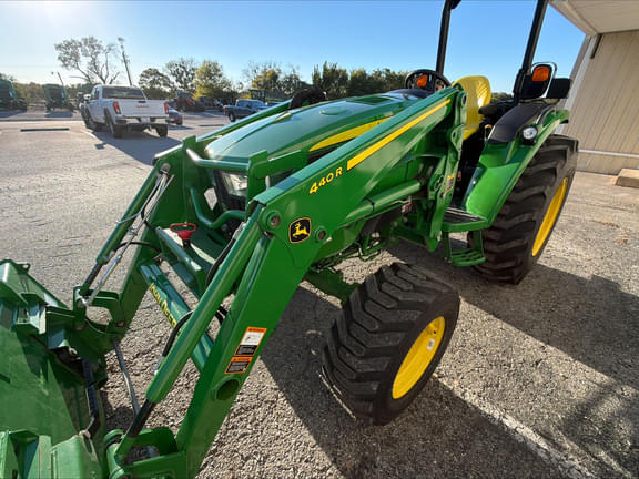 Image of John Deere 4052M equipment image 1