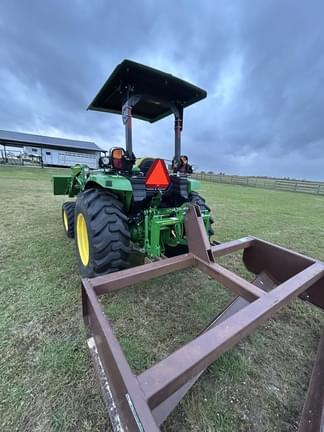 Image of John Deere 4052M equipment image 2