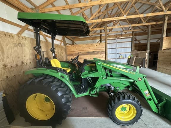 Image of John Deere 4052M equipment image 1