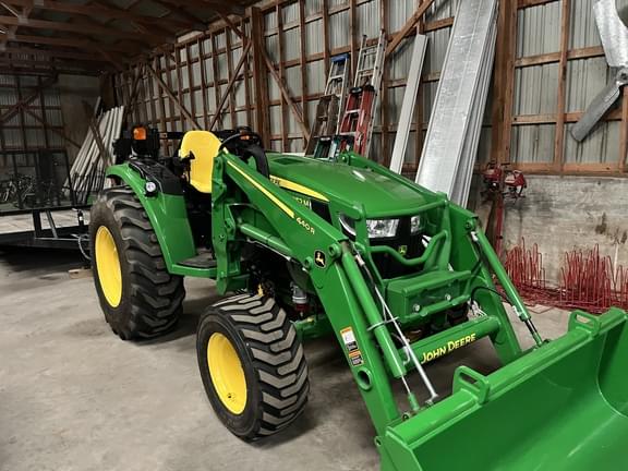 Image of John Deere 4052M Image 0