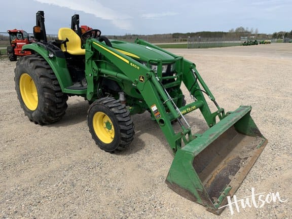 2022 John Deere 4052R Equipment Image0