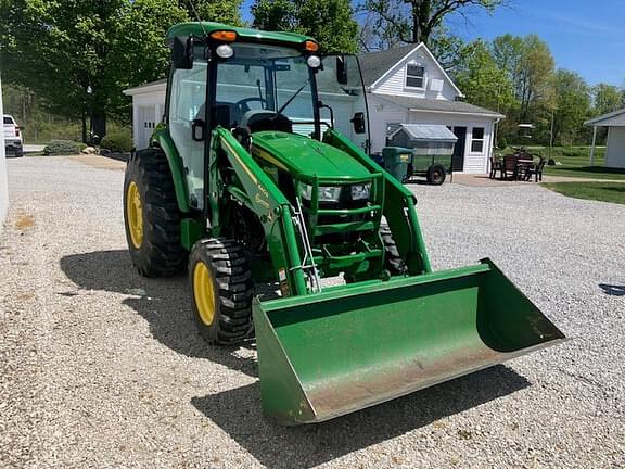 Image of John Deere 4052R equipment image 2