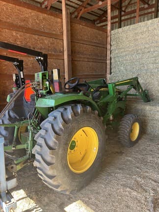 Image of John Deere 4066M equipment image 3