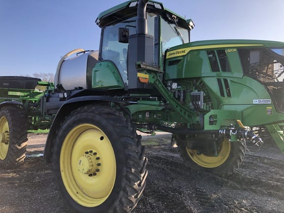 2022 John Deere 410R Equipment Image0