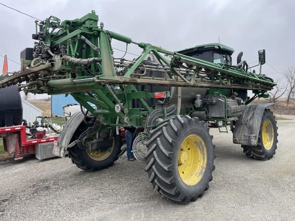 Image of John Deere 410R equipment image 2