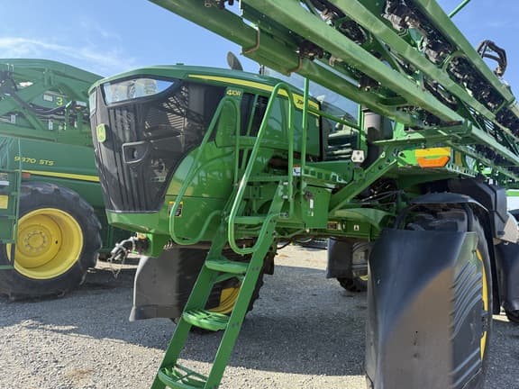 Image of John Deere 410R equipment image 2