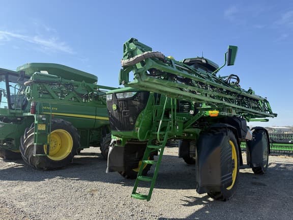 Image of John Deere 410R equipment image 1