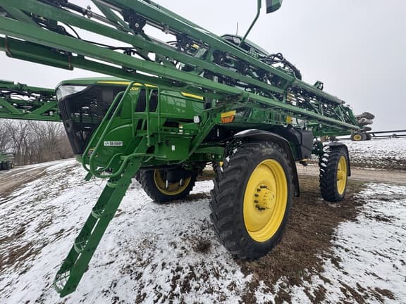 Image of John Deere 410R Primary image