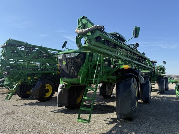 Image of John Deere 410R equipment image 1