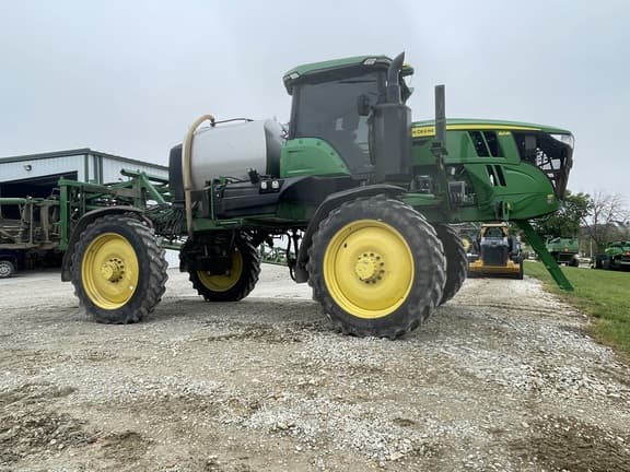 Image of John Deere 410R equipment image 1