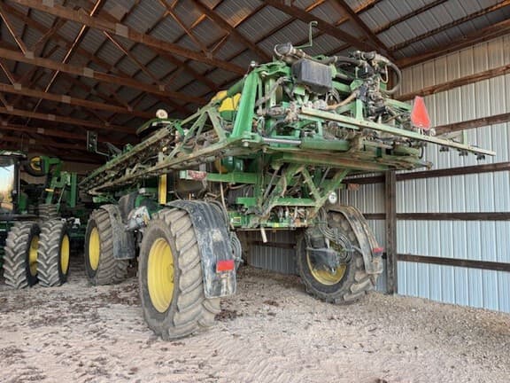 Image of John Deere 410R equipment image 1