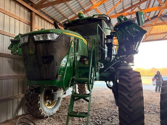 Image of John Deere 410R Primary image