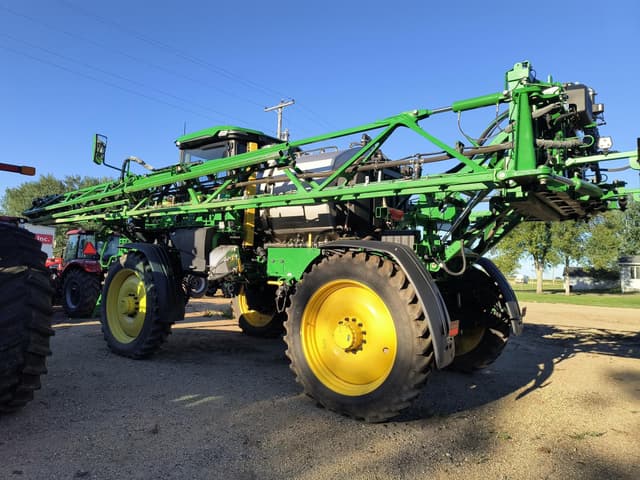 Image of John Deere 410R equipment image 3