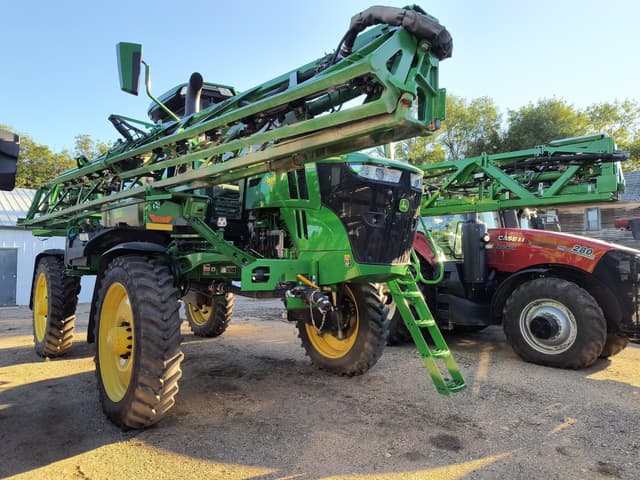 Image of John Deere 410R equipment image 2