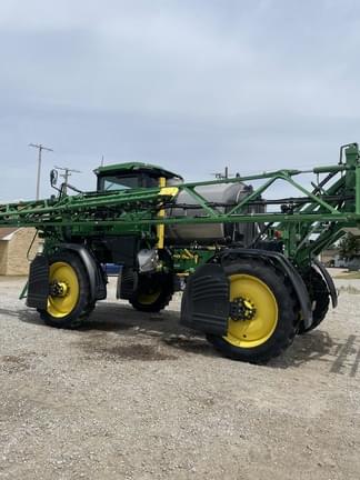 Image of John Deere 410R equipment image 4