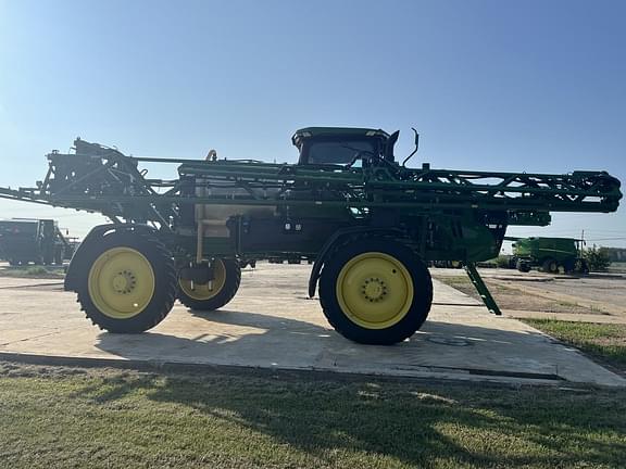 Image of John Deere 410R equipment image 4