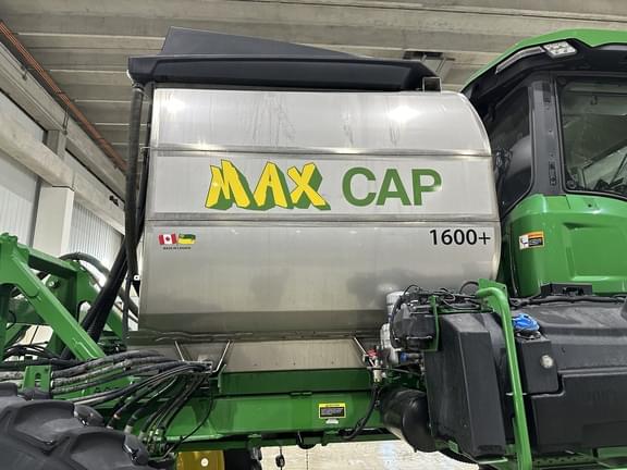 Image of John Deere 412R equipment image 2