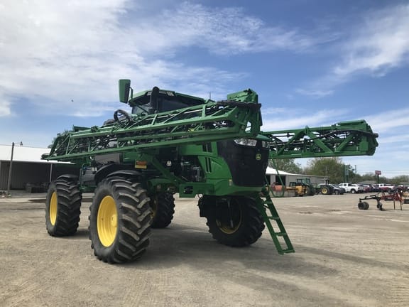 2022 John Deere 412R Equipment Image0