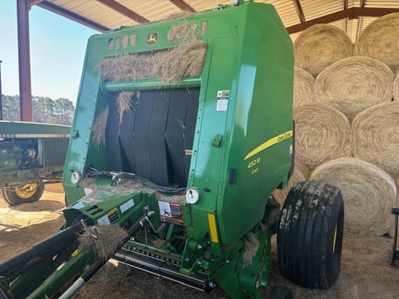 2022 John Deere 450M Equipment Image0