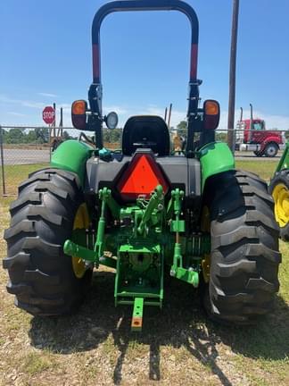 Image of John Deere 5045E equipment image 2