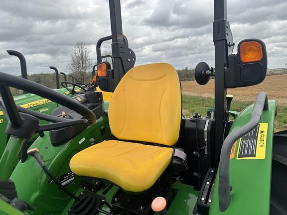 Image of John Deere 5045E equipment image 2