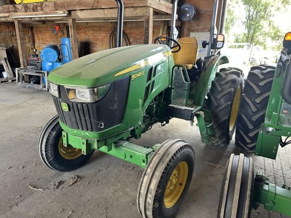 Image of John Deere 5045E Primary image