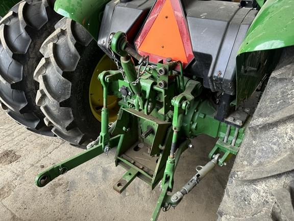 Image of John Deere 5045E equipment image 2