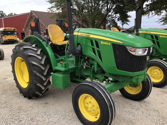 Image of John Deere 5045E Primary image