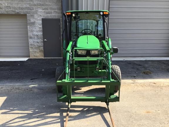 Image of John Deere 5055E equipment image 1