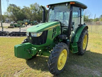 Image of John Deere 5055E equipment image 1