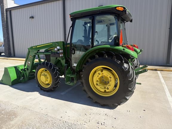 Image of John Deere 5055E equipment image 2
