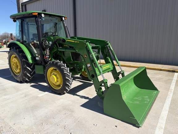 Image of John Deere 5055E equipment image 4