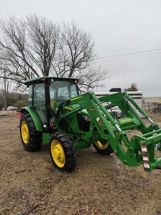 Image of John Deere 5055E equipment image 4