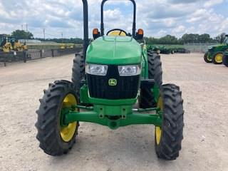 Image of John Deere 5055E equipment image 4
