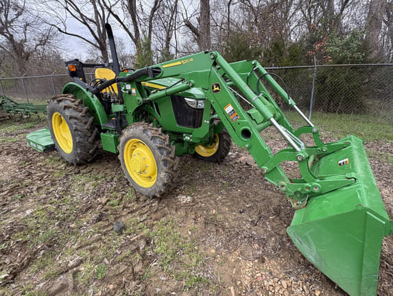 Image of John Deere 5055E equipment image 2