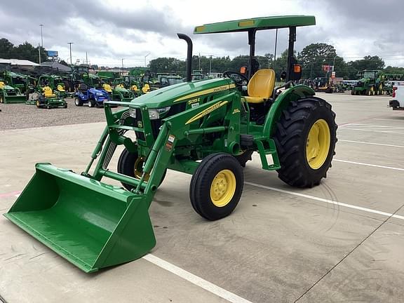 Image of John Deere 5055E equipment image 1