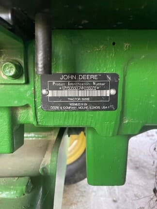 Image of John Deere 5055E equipment image 3