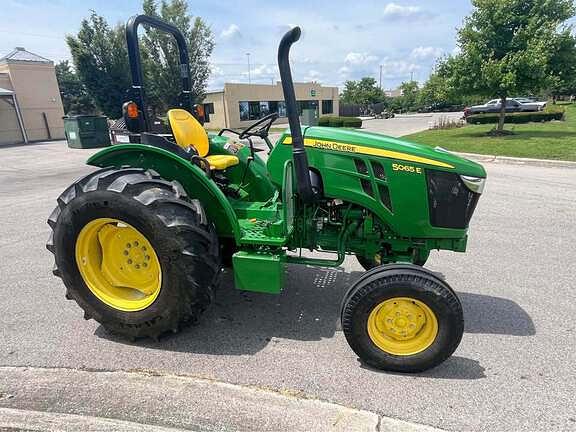 Image of John Deere 5065E equipment image 1