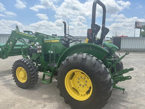 Image of John Deere 5065E equipment image 1